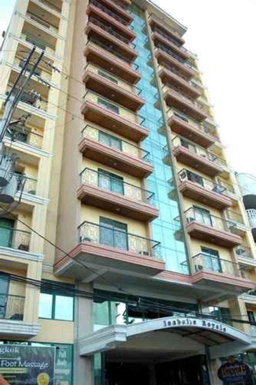 Isabelle Royale Makati Hotel Makati City ภายนอก รูปภาพ