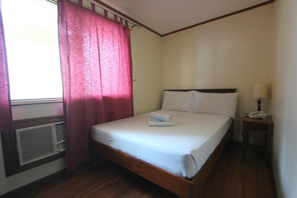 Isabelle Royale Makati Hotel Makati City ห้อง รูปภาพ